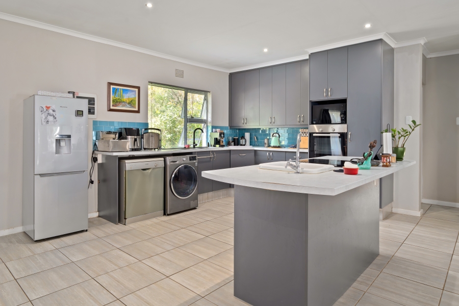 4 Bedroom Property for Sale in The Village Western Cape